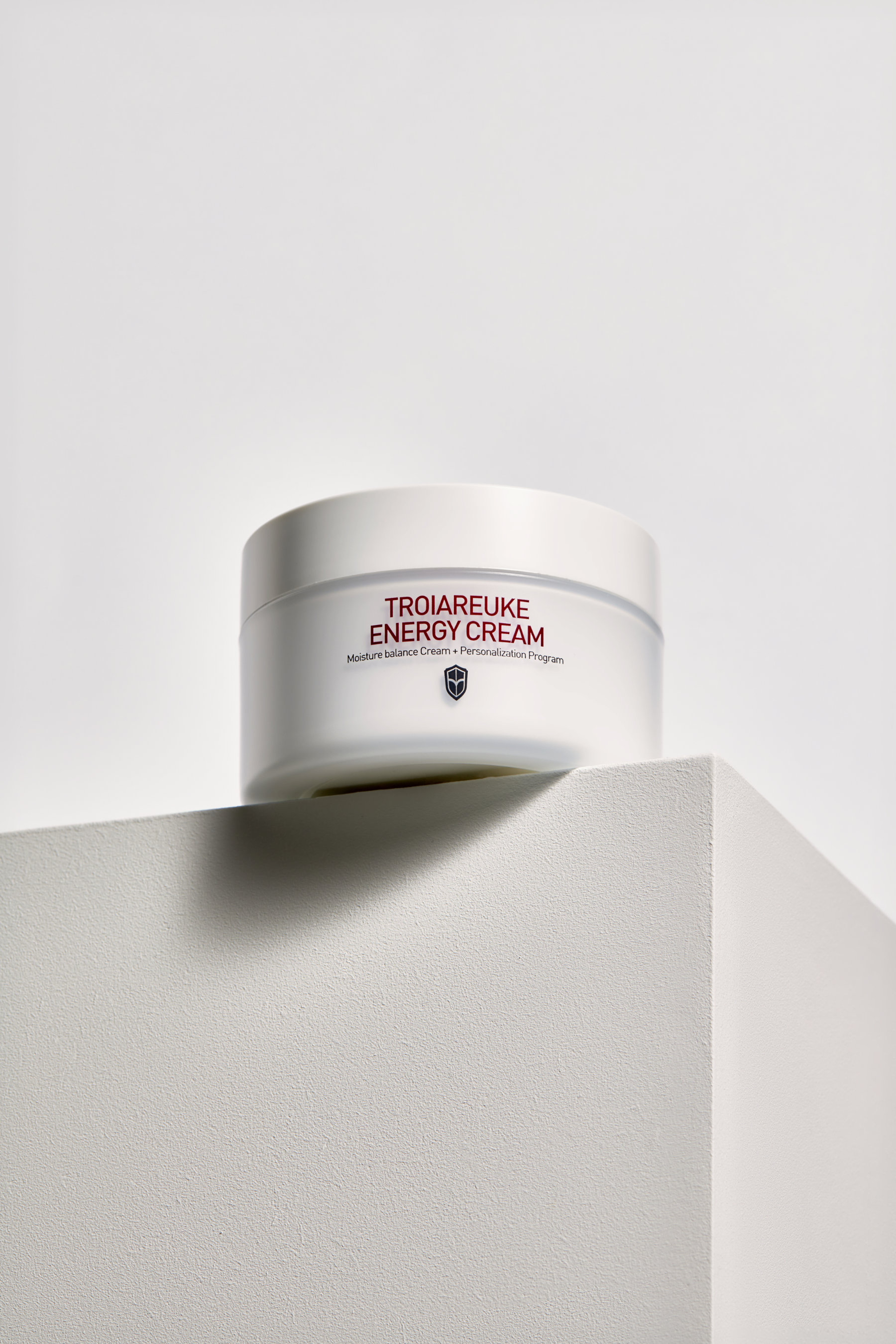 フェイスクリーム TROIAREUKE ENERGY CREAM Amazon.com: TROIAREUKE Energy Cream, Moisturizing Facial